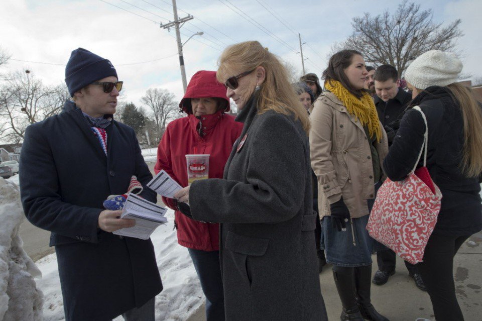 Oregonian's tweet image. Iowa Caucus: Live updates, analysis as 'unusually high turnout' sparks excitement #IowaTODAY ORne.ws/1SztPDh