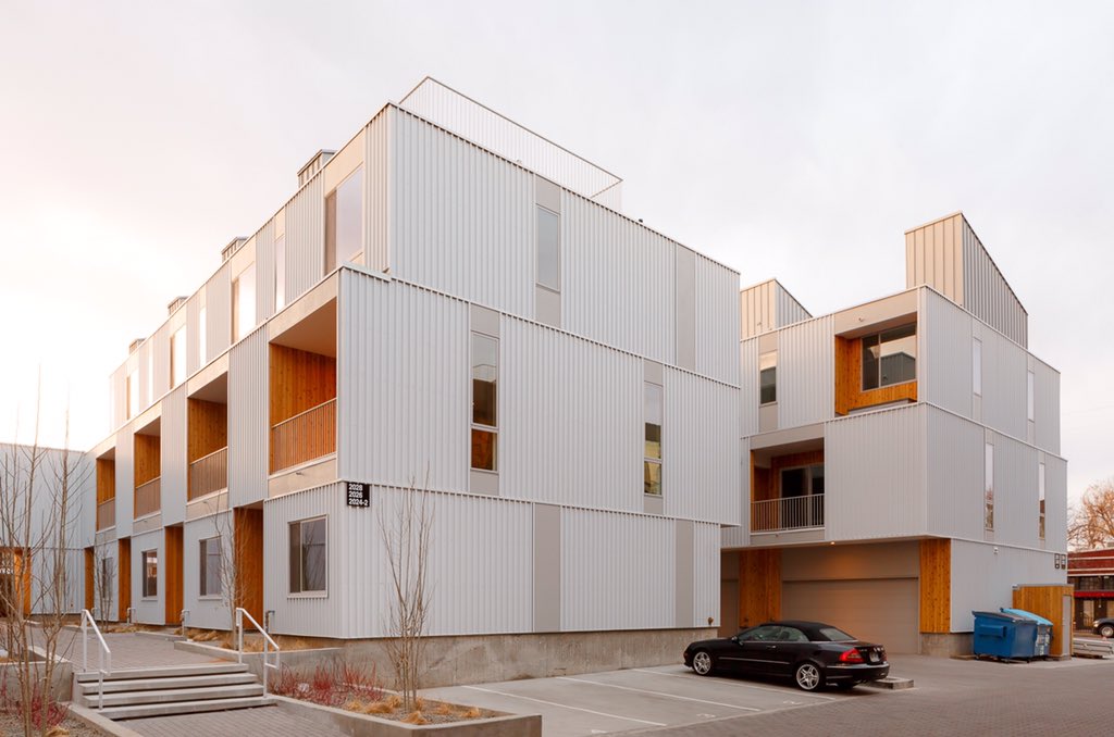 johncbuck's tweet image. If it looks like stacked containers. I like it. #gosscorner #rangedesign #denver #architecture