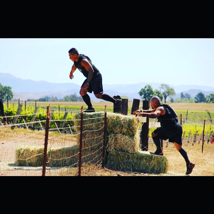 DolfinPack's tweet photo. Team Mulaya Fitness killing it on the Spartan course! #dolfinpack #Spartan #staythirsty https://t.co/1eyxBzxRjs