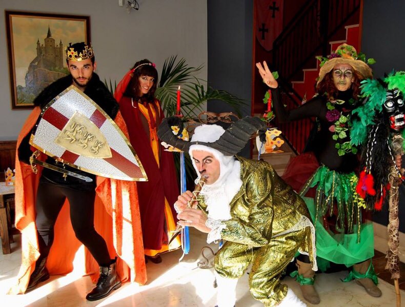 LosAngeles_Rest's tweet photo. Sábado 06ene Restaurante Camelot se disfraza de Princesas y SuperHeroes #LaHoraChachi26 
https://t.co/yBYJ0286o7 https://t.co/CTP5jXTNHU