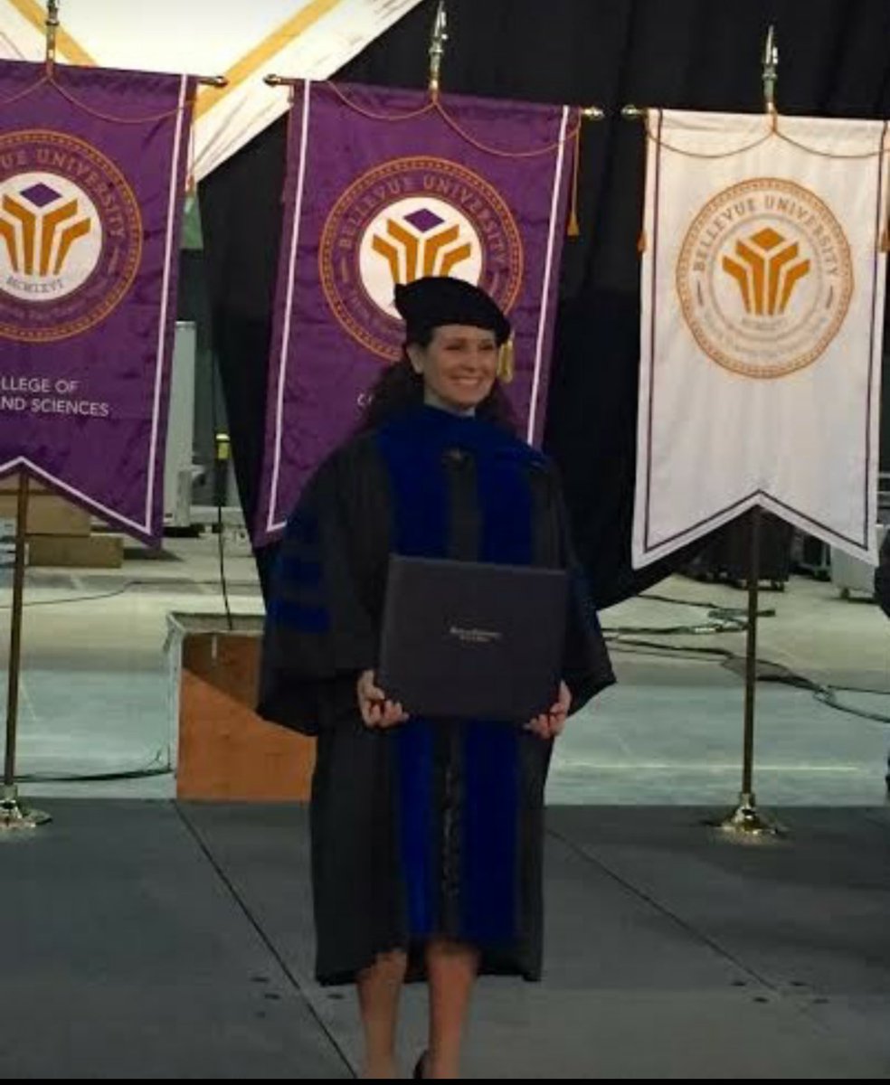 upsydedwnerth's tweet photo. This weekend was the final step in the biggest & most difficult achievement of my life #PhDPapers #IDidIt #Gratitude https://t.co/pZDvF2TtbP