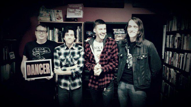 4loveofpunk's tweet image. Premiere: @WeekendDads - "September Downs" EP bit.ly/1PN5c0D #weekenddads #itsaliverecords