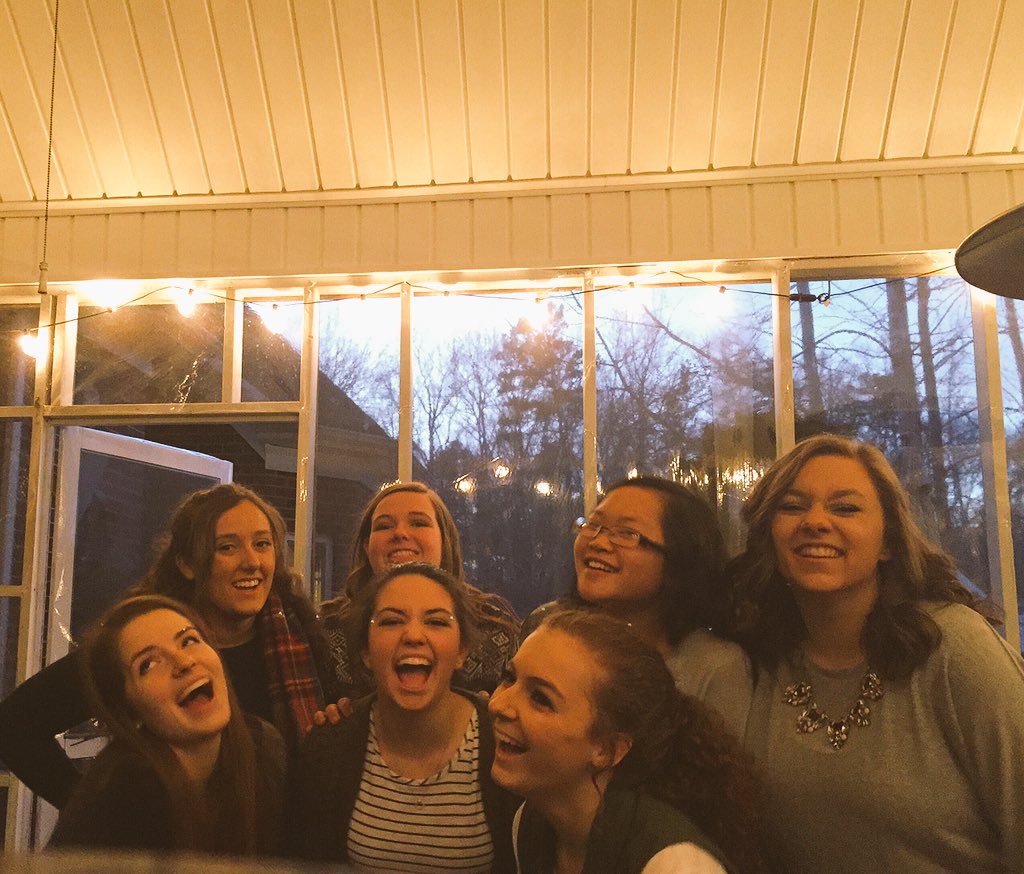graceerwin99's tweet photo. 180 wouldn't have been the same without y'all!!! #OneWay180 https://t.co/GVO6N1n4bG