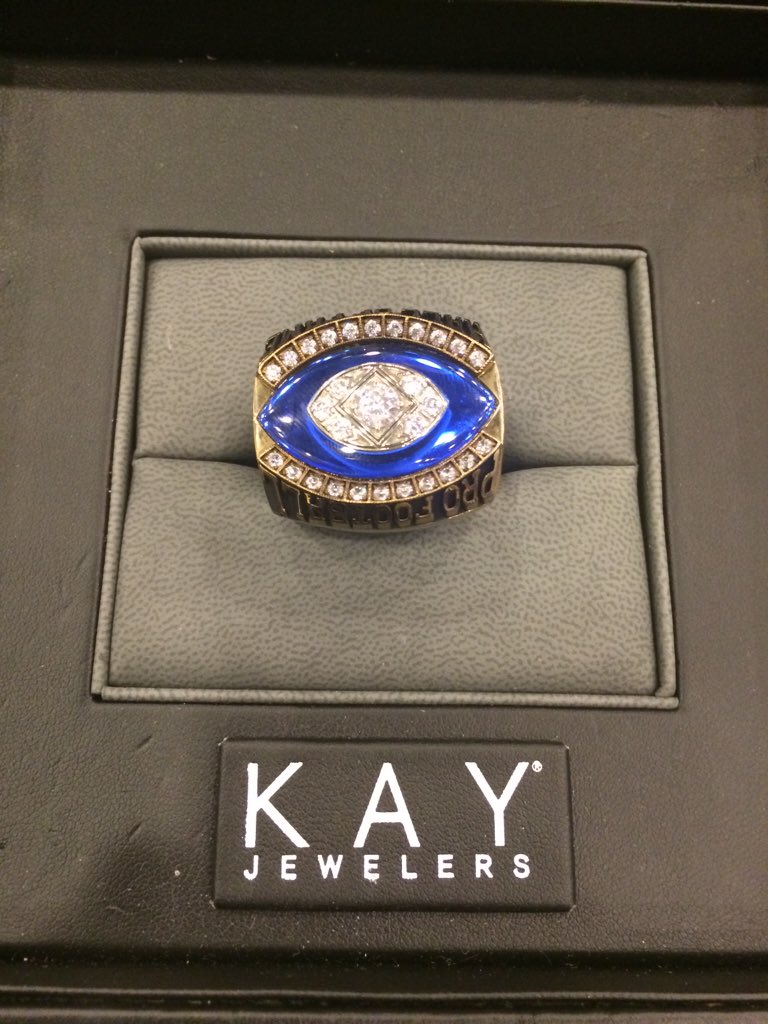 Joining us NOW on behalf of <a href="/KayJewelers/">KAY Jewelers</a> is <a href="/Andre_Reed83/">Andre Reed</a>!  The Ring of Excellence is here! #KayGoldenMoments