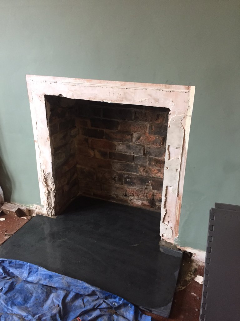 StoveRoom's tweet photo. Fitted today in #Penarth 2 #merlin #multifeul #stoves #thestoveroomcardiff https://t.co/l02vch3gAP
