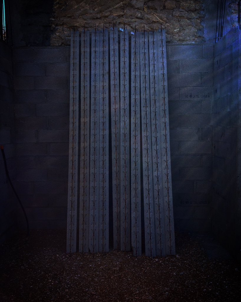 fclsarl's tweet image. #poutrelles #béton #chantier en attente