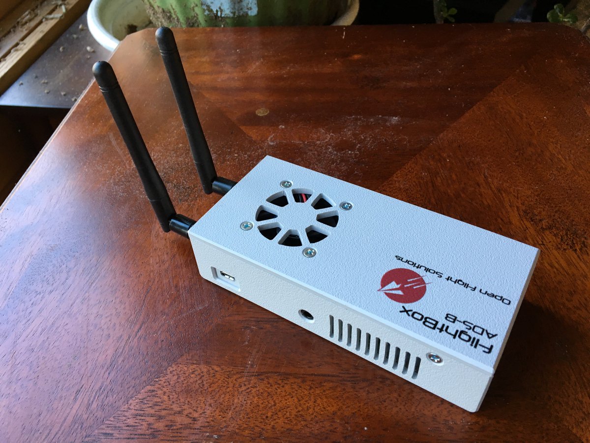 openflightbox's tweet image. The production prototype case is in and looks great! Read all about it: openflightsolutions.com/flightbox-prod…