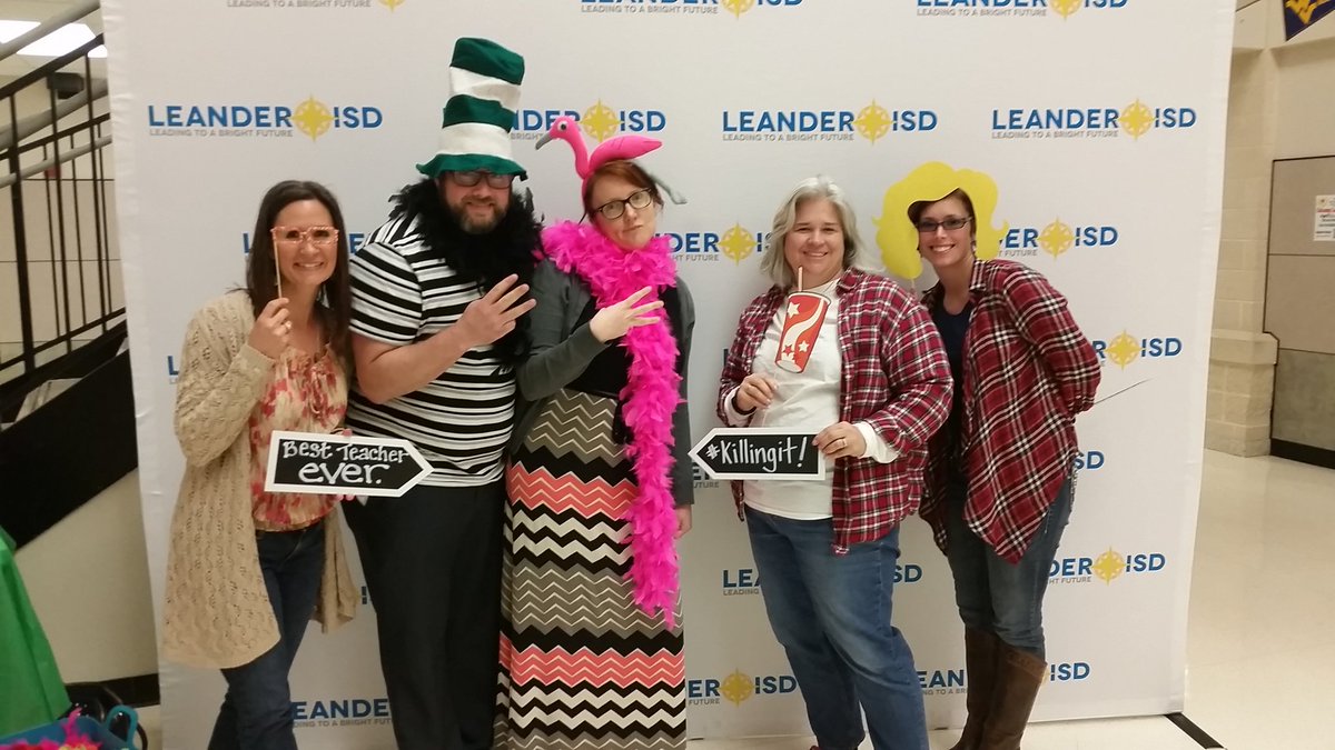 ShimerICAP's tweet image. #LISDCIC love these team members!
