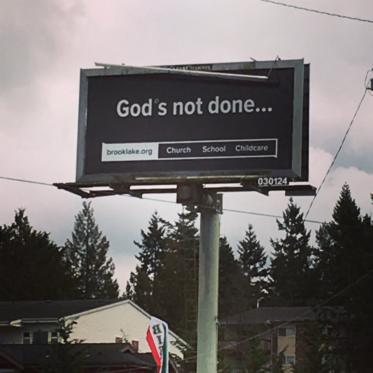 ScottHarris's tweet photo. God’s still writing your story. #godsnotdone #sharehappy #brooklake https://t.co/rSZXHULkaF