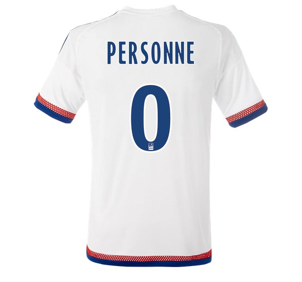 RemBzhGone's tweet image. L'OL recrute finalement 3 jeunes recrues au dernier moment : Personne, Nada et Quedalle. Bienvenue à eux !!! #TeamOL