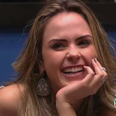 Xxpfafa's tweet photo. VAMOS FAZER DE TUDO POR ESSE SORRISO #FicaAnaPaula #BBB16 https://t.co/fHg71N3a7k