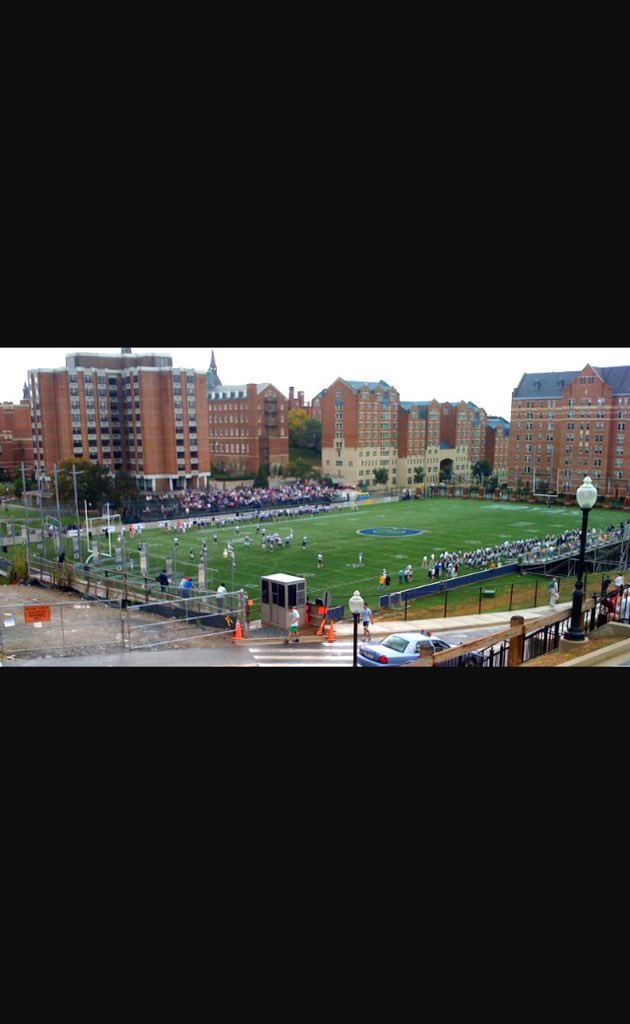 ryanjel437's tweet photo. I'm extremely excited and honored to say that I am committed to the University of Georgetown!!🏈🔵🔘 https://t.co/jULyVeU66A