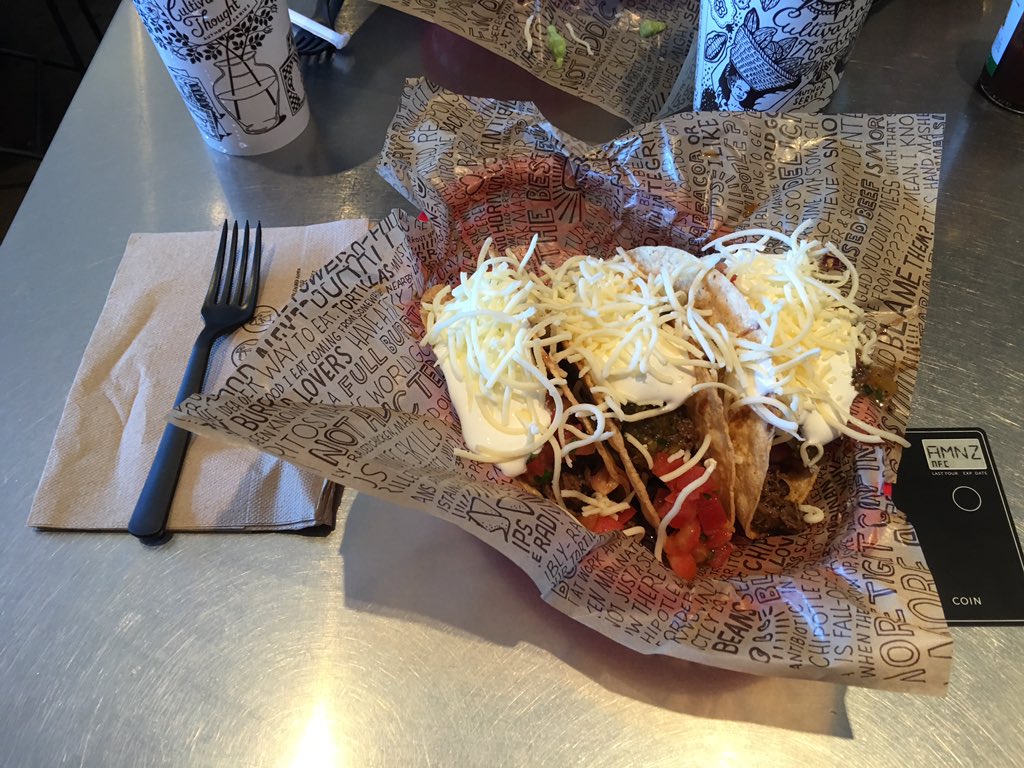 Paying for lunch with <a href="/Coin/">COIN</a>. My credit, debit, &amp; gift cards combined in one. goo.gl/T08TA2 #Coinrewards