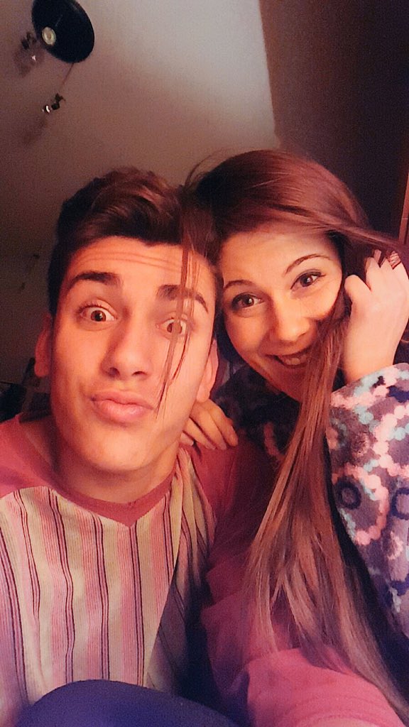 Rociio_AB's tweet photo. Buenas noches/días a la suerte de mi vida ❣ https://t.co/kyCsyJOl8s