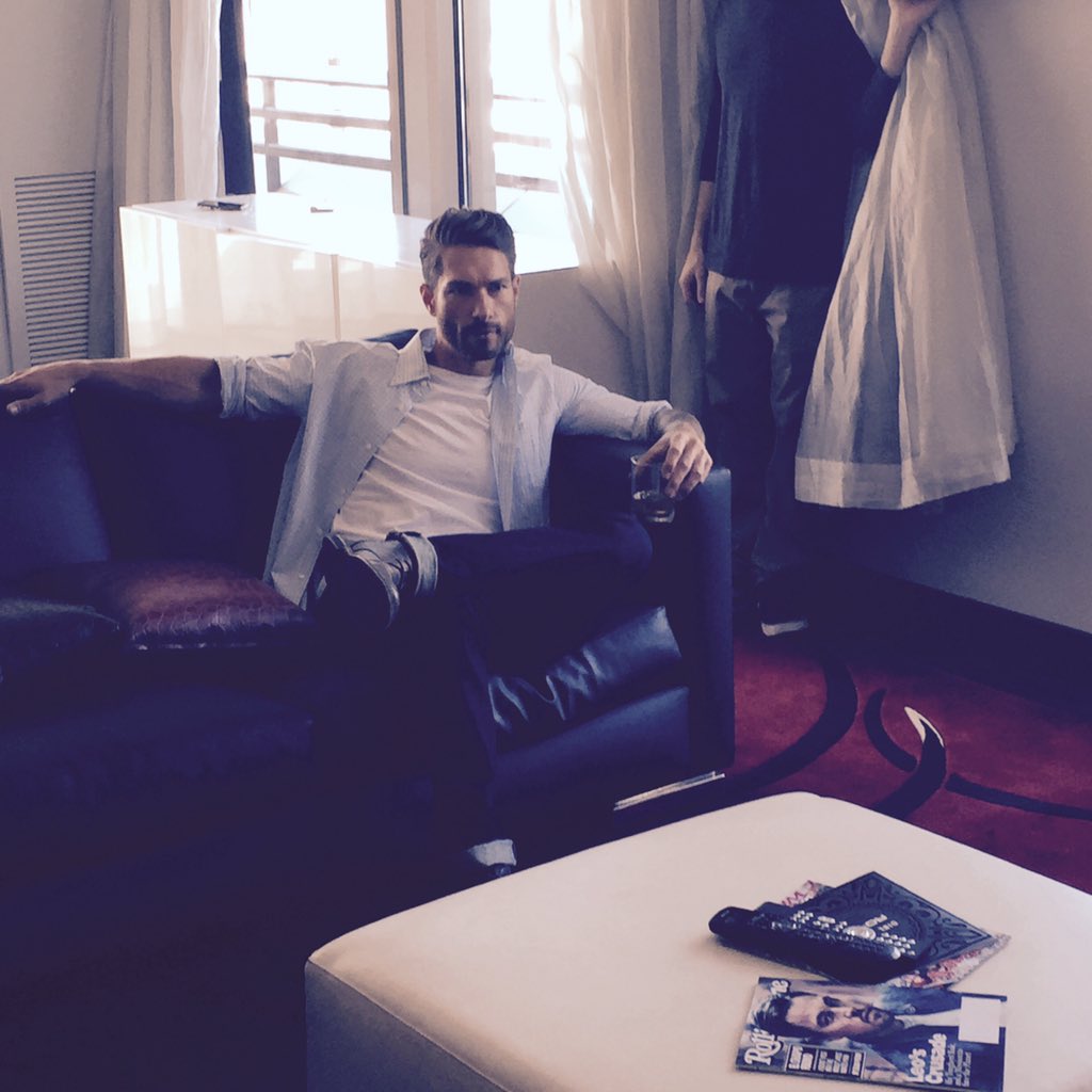 In the middle of a photoshoot in our Rock Star Suites w/photographer <a href="/anthonybaca/">Anthony Baca</a> for @just_ask_b7 #mcm #travel