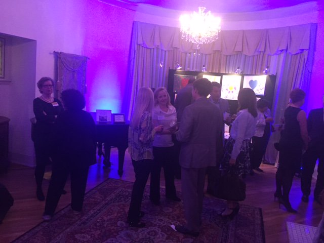 atlwomansclub's tweet photo. We had a great time hosting @youth_spark for the first Movers, Shakers & Changemakers event! #stopCSEC @GFWCHQ https://t.co/FL3klJCLxp