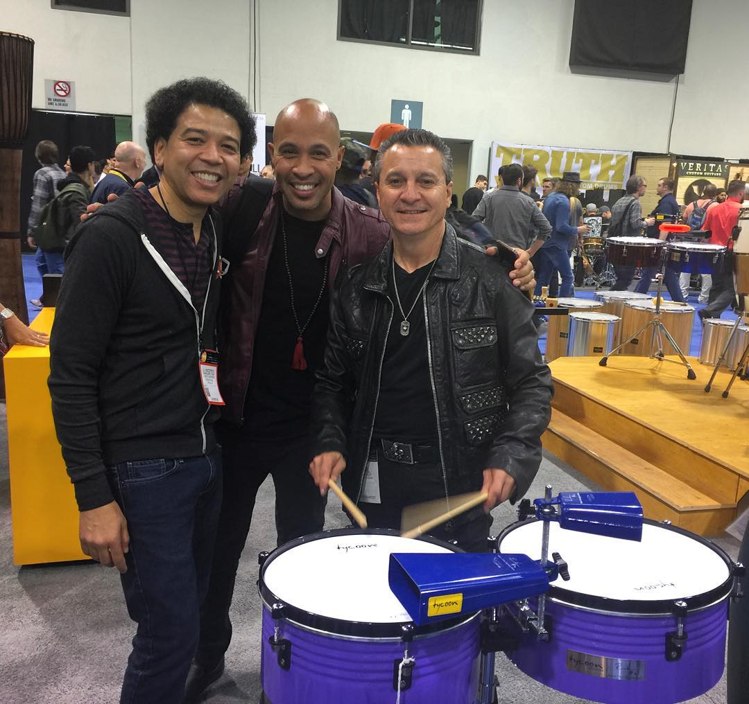 TycoonPercEspan's tweet photo. #FotoDelDía ¿Quiénes son estos grandes timbaleros? #percusión #timbal #NAMM16 @NammShow https://t.co/wdgfYdFSzq