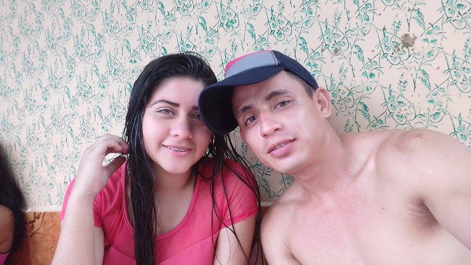 keylaSaRAnGo301's tweet photo. momentos innolvidables miamorcitoo 😍 👫 https://t.co/mEANBVhygr