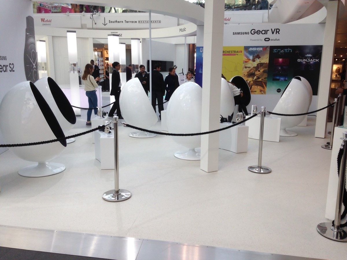 postandropeUK's tweet photo. New installation at London's Westfield shopping centre.  Stainless Steel original barriers with black twisted ropes. https://t.co/THk1XUVoIS
