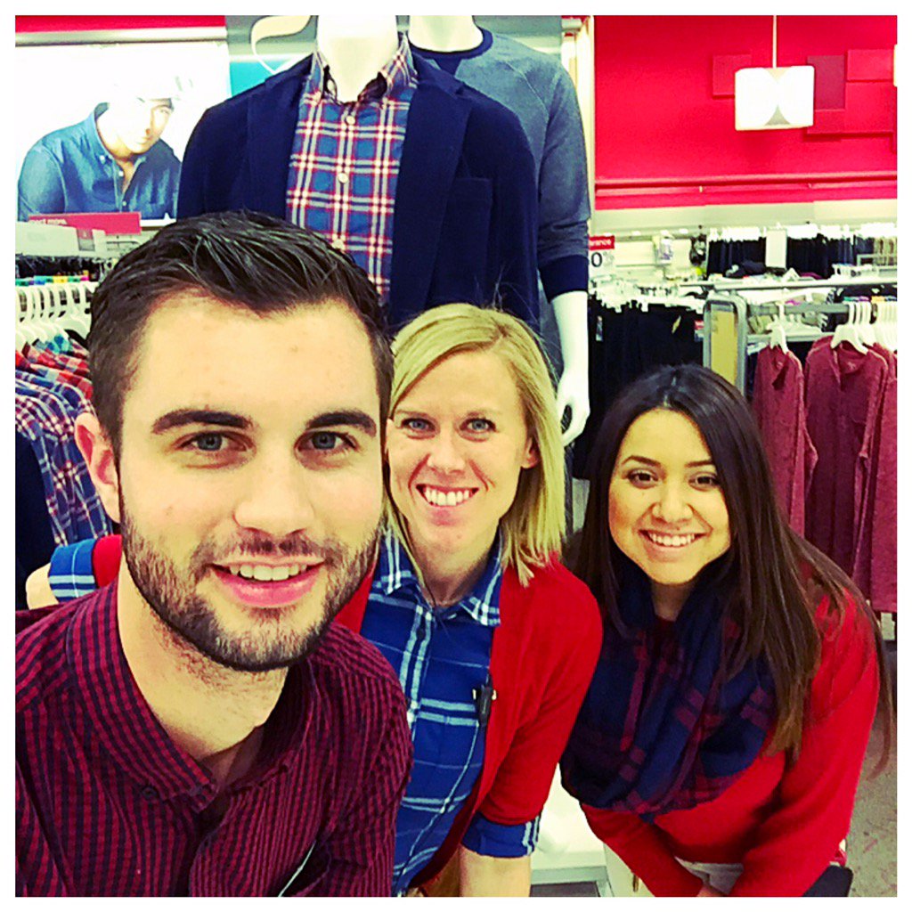 Monday funday!! #mondayswewearplaid