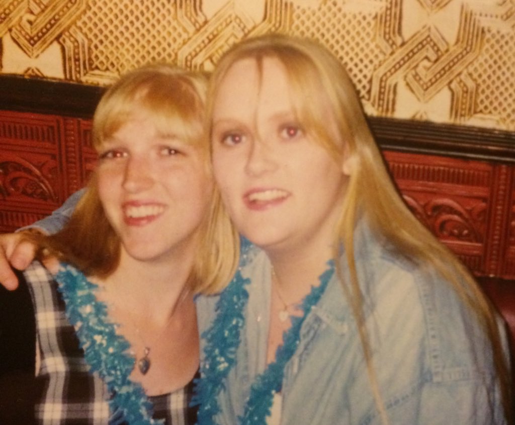 AleBaleBee's tweet photo. A blast from the past! Can't believe it's been 6 years since I lost my best friend... https://t.co/MXyWvZCLpC