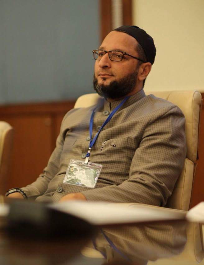 AimimFansClub's tweet photo. @asadowaisi #VoteForIdentity #VoteForAimim #VoteForKite #VoteForMajlis #VoteForAsadOwaisi #GHMCElections #Aimim https://t.co/4wW6IWyiKt