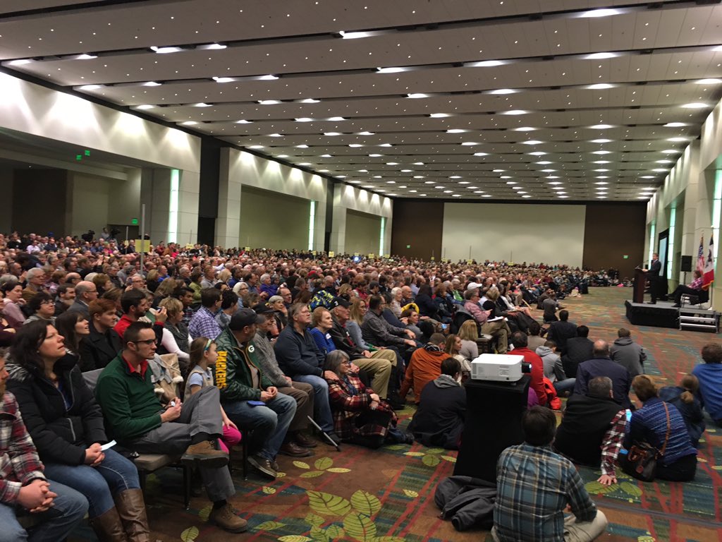 SergioGor's tweet photo. .@RandPaul message to Iowa voters: I want to leave more money in Iowa and away from Washington! https://t.co/AdPm3Q8Zxo