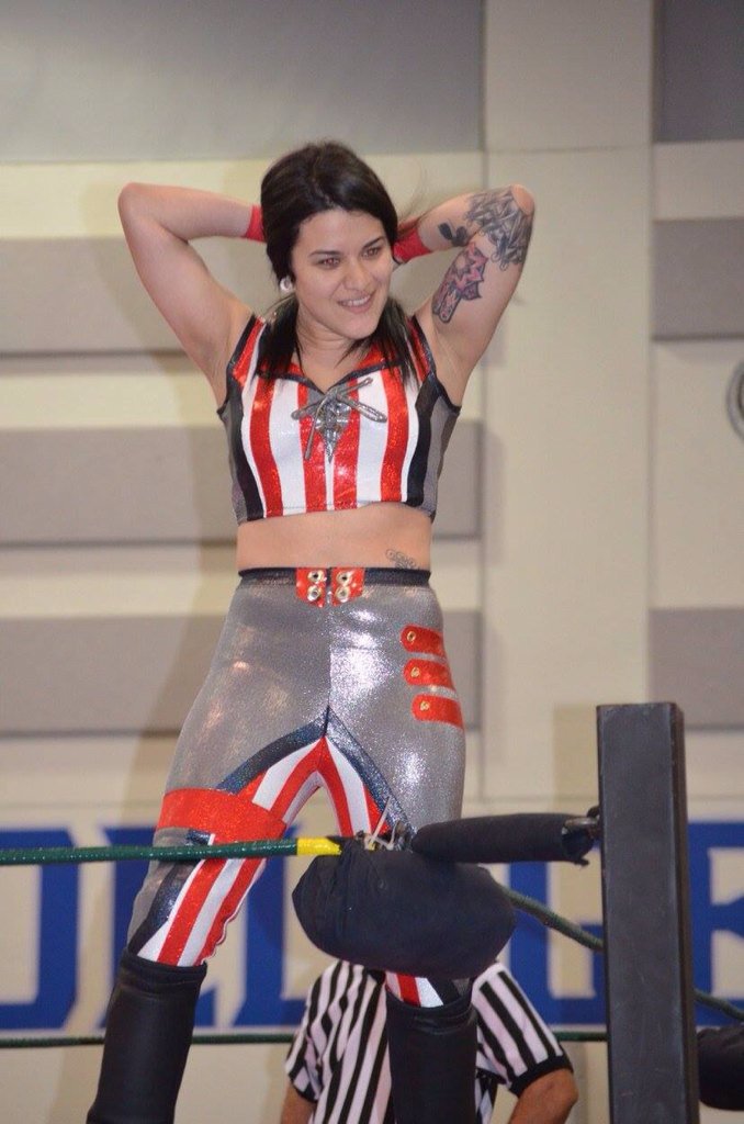 SteveMesa's tweet photo. @Savethe_Roses faced @LadyKBrink in the second-to-last match of the evening @RONINpw #Ronin9 https://t.co/PsBjZl12uV