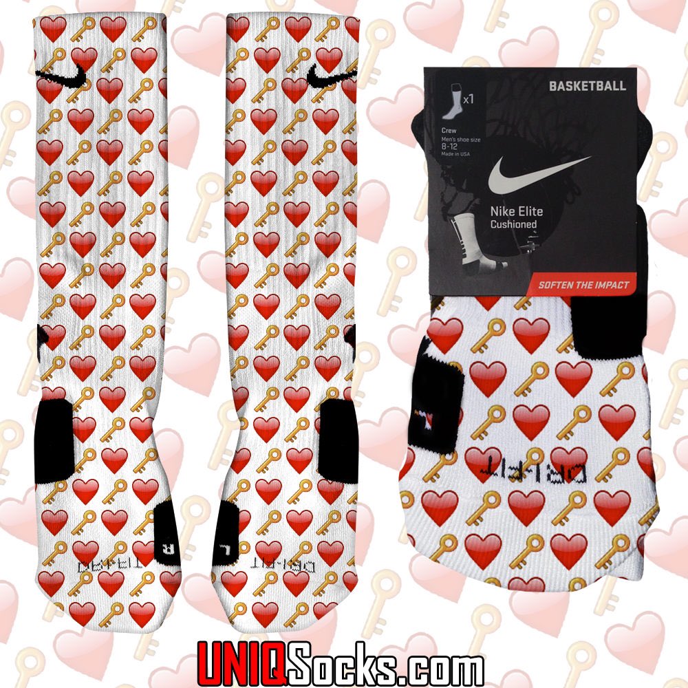 UNIQSocks's tweet photo. Major 🔑 Alert! Our #ValentinesDay #customelites have dropped! https://t.co/eFodslt0pV