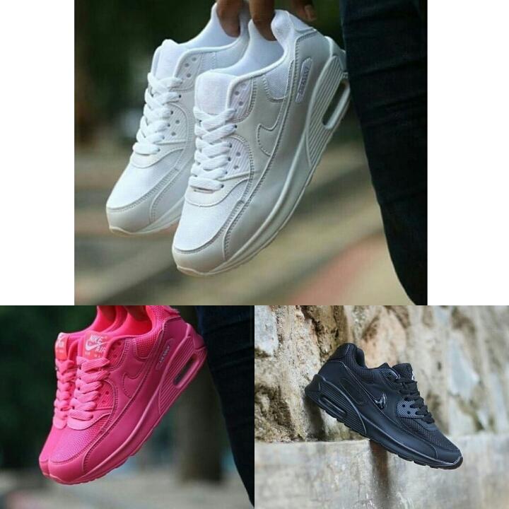 SEPATU NIKE PLG tweet media