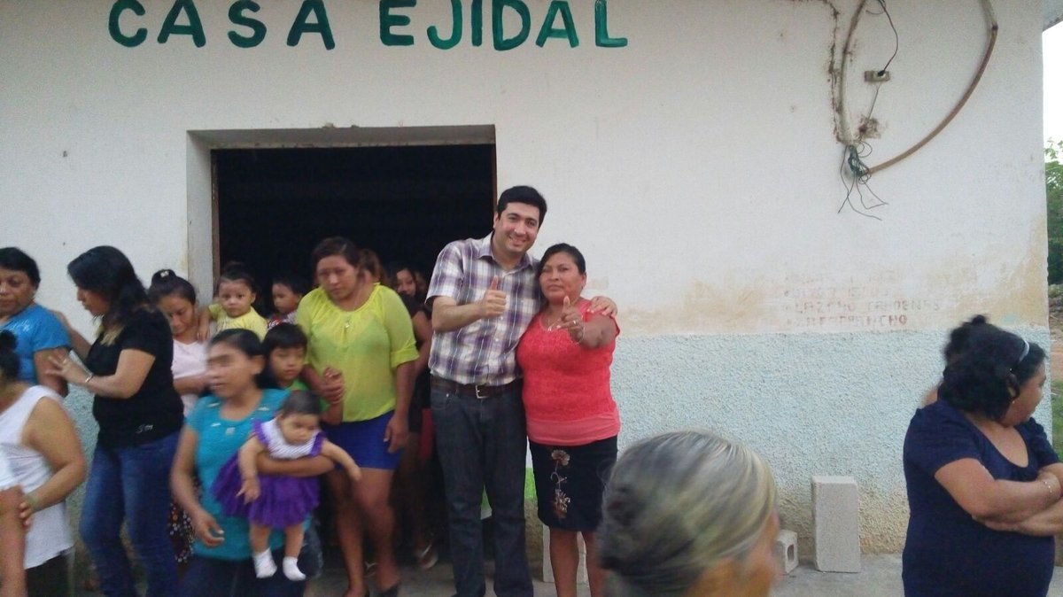 alejandroflota's tweet image. Festival de Año Nuevo en la Esperanza gracias al apoyo del Gobernador @betoborge y el diputado @JLToledoM