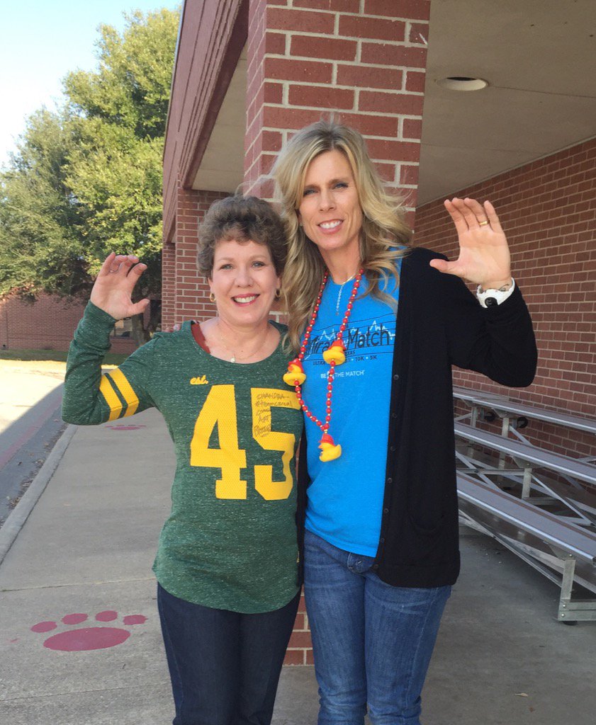 ClementsPolly's tweet photo. Huge S/O to @CoachArtBriles for inspiring words; sometimes you want bacon &amp; eggs, but you get cereal #chandrastrong https://t.co/GXS525lsId