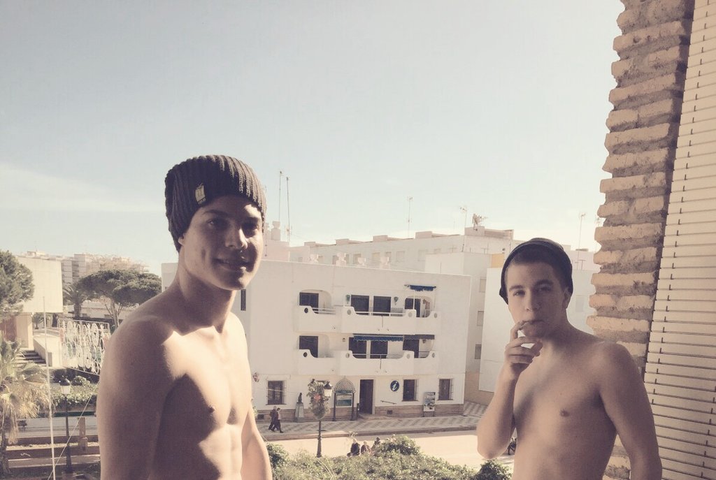 pablito_97lh's tweet photo. Buenas noches socio @Cristian2091996 https://t.co/drXktYWBFU