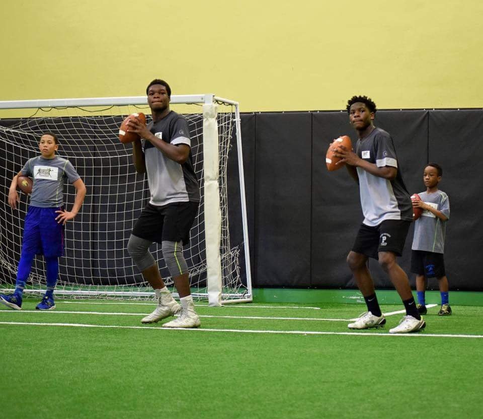 Mad_Qb's tweet photo. The future of the #QbVillage is strong with these 4 KINGS!!!
#MADQB #SimbaSalters #KingLew #KingMaasai #KingNas #SPP https://t.co/IpVk1g83K2