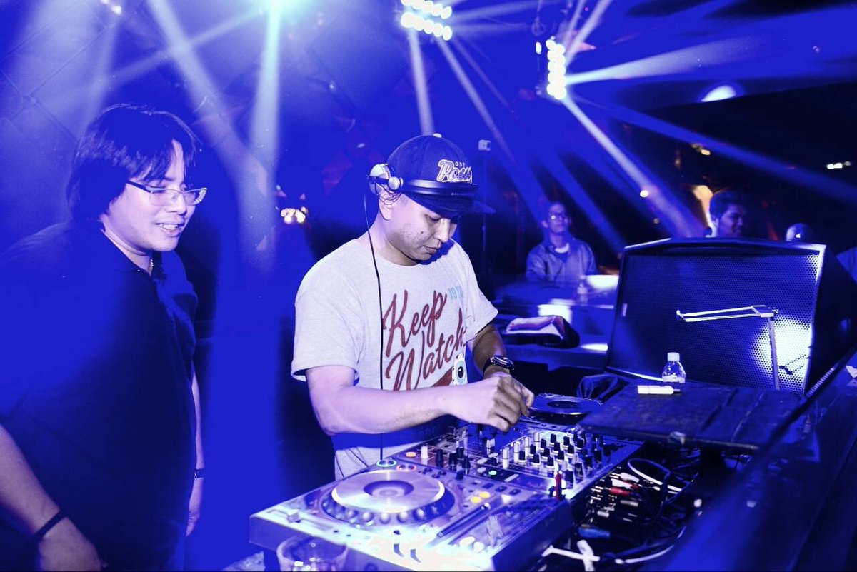 <a href="/GongHB/">GonG</a> Vs. <a href="/WhizkidHB/">WhizKid</a> from <a href="/HBattalion/">Hardstyle Battalion</a> 

#Hardstyle #HardstyleINDO #HardstyleAsia #150bpm #HardstyleFamily