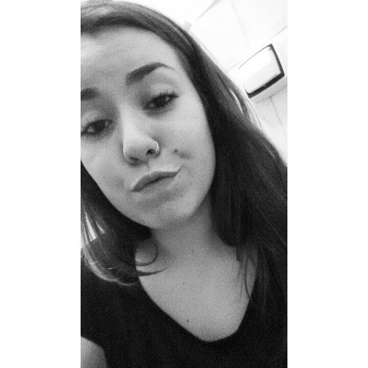 Elen_TWD's tweet photo. - Não Fotos no Twitter , Então vou Postar algumas 😂🎆 https://t.co/tgcFk2WWpO