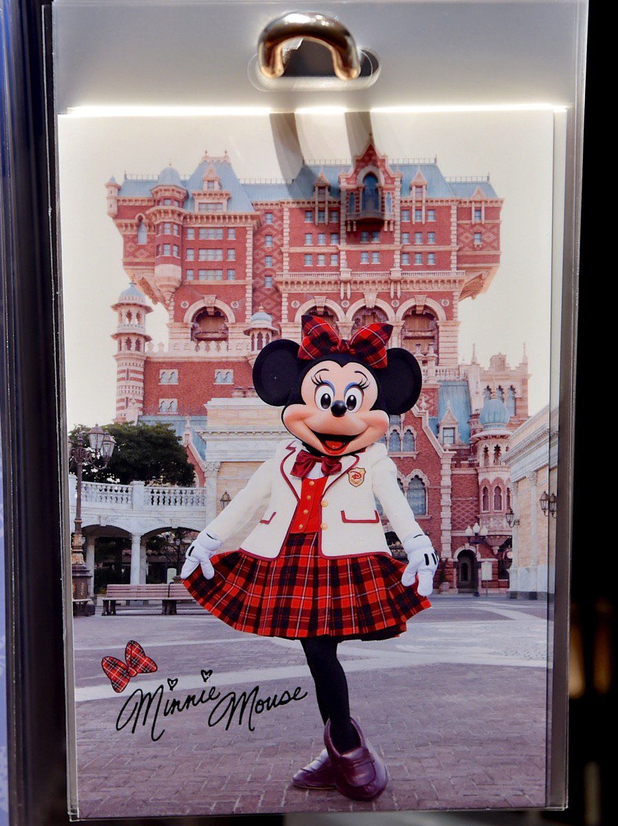 Mezzomikiのディズニーブログ A Twitter ドレスメモやポストカードも 制服ミニーちゃん実写グッズまとめ キャンパスデーにあわせてミニーちゃんグッズが新登場 T Co 9pp2swosqq T Co Ibp96tfy1x
