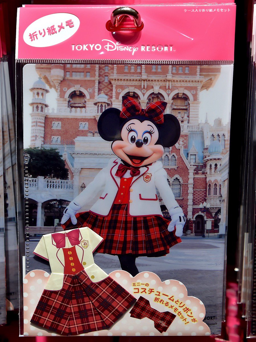 Mezzomikiのディズニーブログ A Twitter ドレスメモやポストカードも 制服ミニーちゃん実写グッズまとめ キャンパスデーにあわせてミニーちゃんグッズが新登場 T Co 9pp2swosqq T Co Ibp96tfy1x