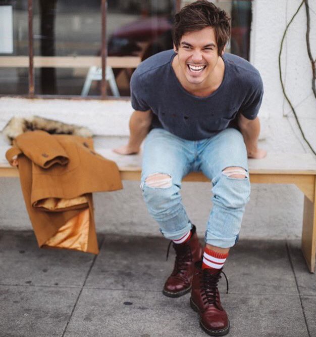 lariscoutinhoo's tweet image. Não aguento com esse sorriso 💘💘