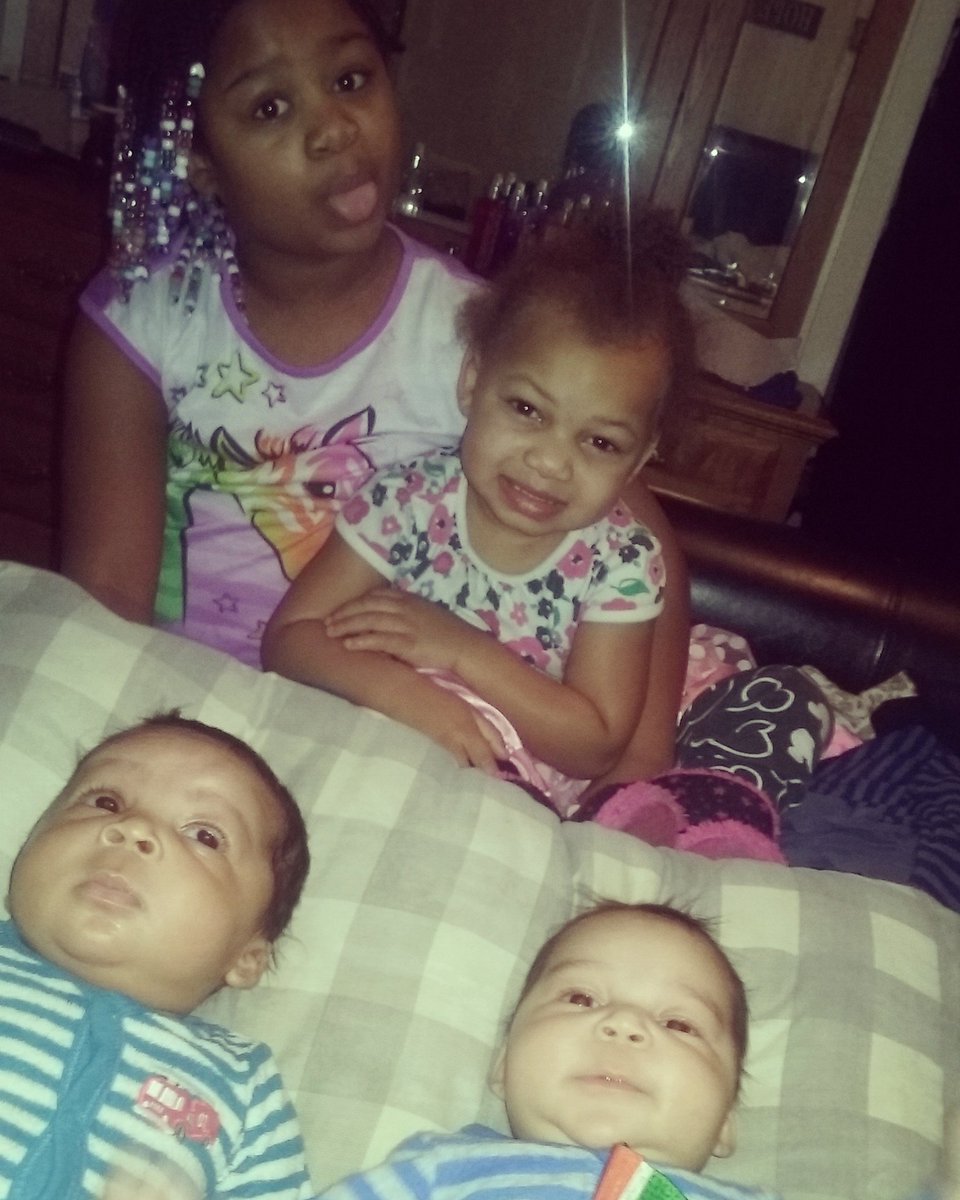 Dat_Solo_Chic's tweet image. Up at 5 in the morning like it's normal