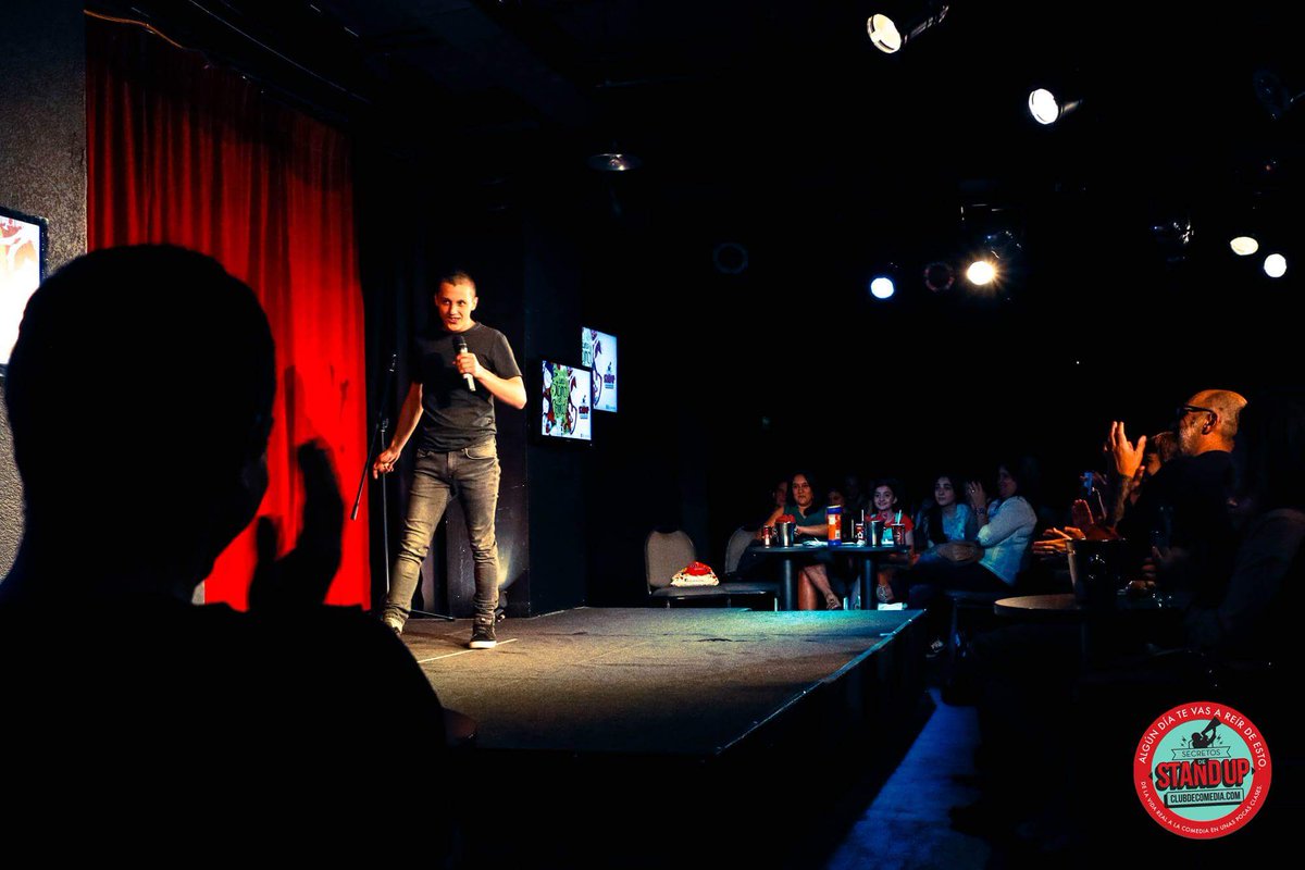 matuvenao's tweet image. Mañana se prenden las luces. Hay #standup en #messbar