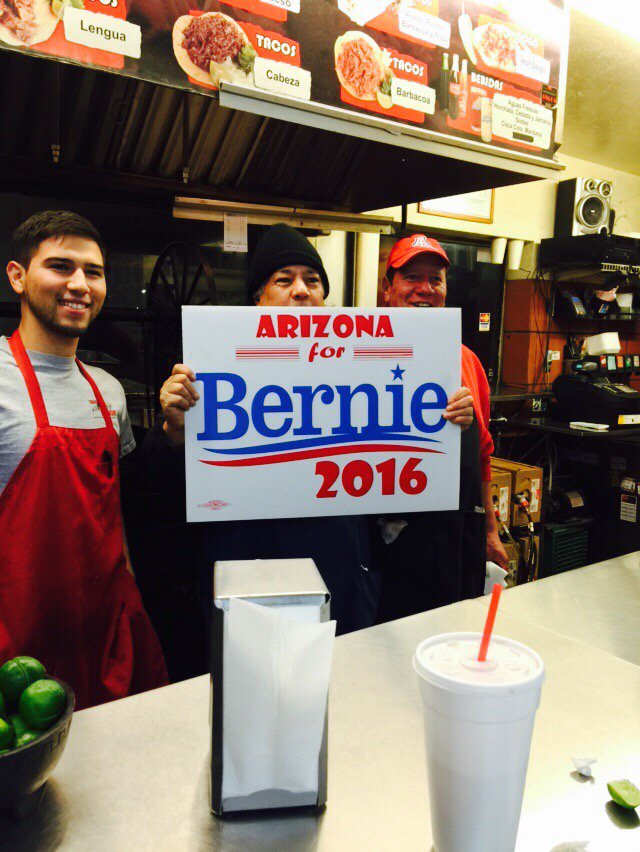 BetsyRetired's tweet photo. @Latinas4Bernie @HillaryClinton #VivaBernie #tucsonforbernie https://t.co/0jhdWhtakc