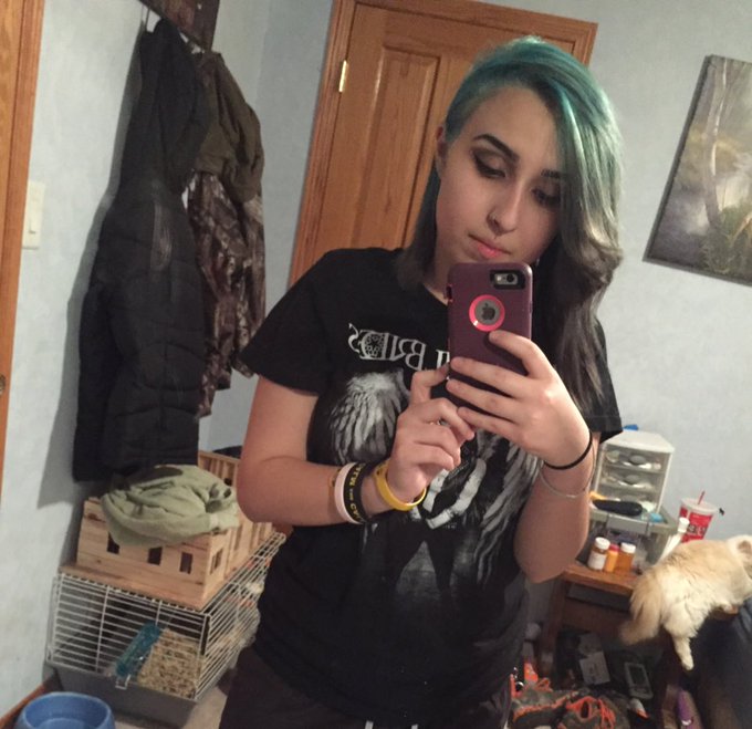 Blue/teal haired baby💙👼👶😍🙈🙊 https://t.co/Rw30P8TvlL<a href="/tag/trippy"class="tags"><span>#trippy</span></a><a href="/tag/tattoo"class="tags"><span>#tattoo</span></a><a href="/tag/ink"class="tags"><span>#ink</span></a><a href="/tag/eye"class="tags"><span>#eye</span></a><a href="/tag/tattooart"class="tags"><span>#tattooart</span></a><a href="/tag/newink"class="tags"><span>#newink</span></a><a href="/tag/freshink"class="tags"><span>#freshink</span></a>
