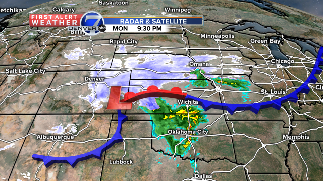 MikeNelson247's tweet image. The center of this storm has actually re-developed west into Colorado! Enhancing the upslope! @DenverChannel #cowx