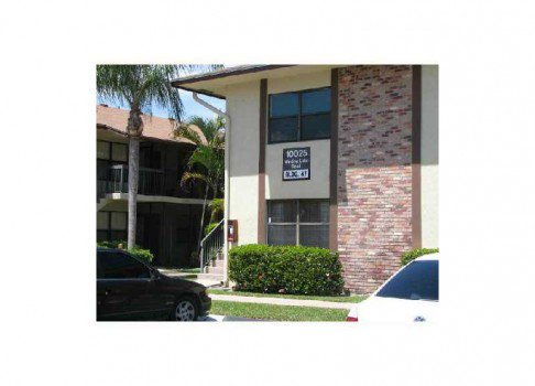 IRE_Miami's tweet photo. Condos for rent at #excellent area of #sunrise florida @IRE_Miami. Rent at $1,200 per month https://t.co/JpMYDitEVA. https://t.co/s8GmKEcrjc