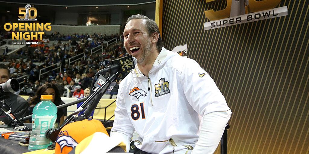 NFL's tweet photo. Future weatherman @owendaniels wants clear skies for #SB50

"El Nino can take a backseat" https://t.co/6a0afi6G1R https://t.co/Wv51tXJDDX