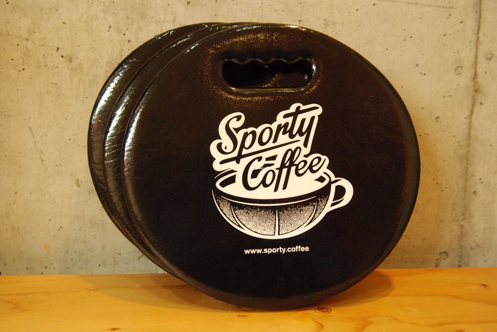 SPORTY COFFEEスタジアムクッション
¥3,456-(税込)