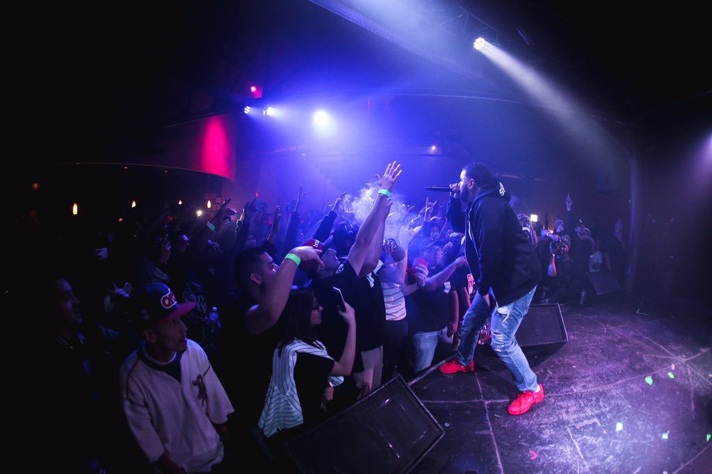 JorgeyFilms's tweet photo. The support is real. #SXSTour @settle4les #SXS2 https://t.co/Vx9ISMHO1V