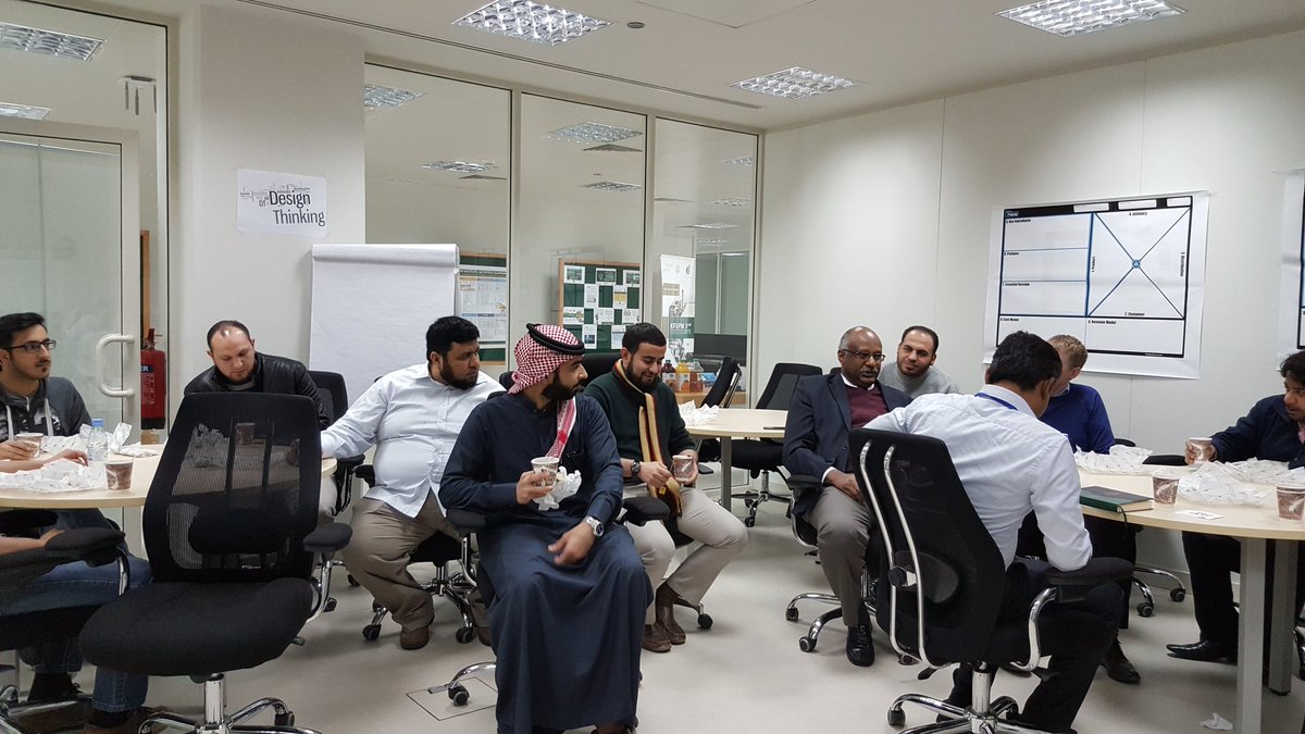 eiKFUPM's tweet photo. معهد @eiKFUPM  يستأنف لهذا الفصل فطوره النصف شهري. شكرا @DhahranValley لاستضافتهم فطور اليوم. https://t.co/ZxZno1Nq6i