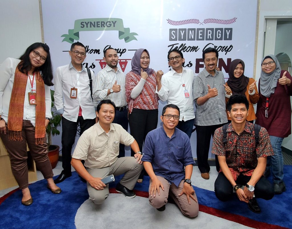 A_Sugiarto2015's tweet photo. crew #siUnyil reborn dari sinergi BUMN b @ShelvyArifin Dirut @StudioPFN &amp; @TelkomIndonesia https://t.co/4ikx5wlp0m